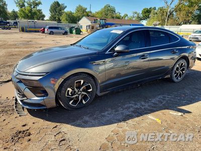 2025 HYUNDAI SONATA SEL KMHL64JA3SA483051 - główne zdjęcie licytacji z USA - miniatura