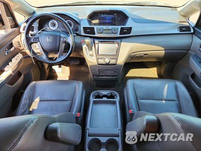 Zdjęcie 8 z 14 samochodu: 2016 HONDA ODYSSEY TOURING VIN:5FNRL5H91GB010322 - miniatura