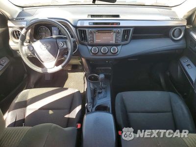 Zdjęcie 8 z 12 samochodu: 2018 TOYOTA RAV4 LE VIN:JTMBFREVXJJ735127 - miniatura