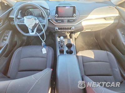 Zdjęcie 8 z 13 samochodu: 2025 NISSAN ALTIMA SV VIN:1N4BL4DV6SN328614 - miniatura
