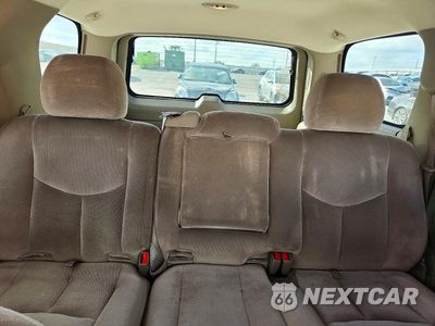 Zdjęcie 10 z 13 samochodu: 2005 GMC YUKON VIN:1GKEC13V15R202461 - miniatura