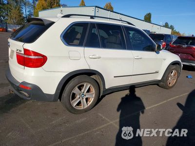 Trzecie zdjęcie samochodu z tyłu: 2010 BMW X5 XDRIVE48I VIN:5UXFE8C5XAL312536 - miniatura