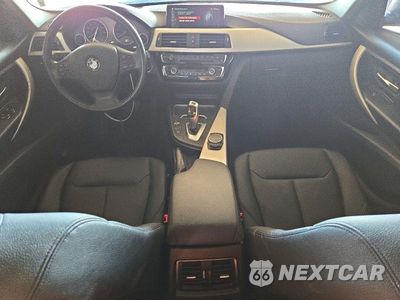 Zdjęcie 8 z 12 samochodu: 2018 BMW 320 I VIN:WBA8A9C52JAH12338 - miniatura