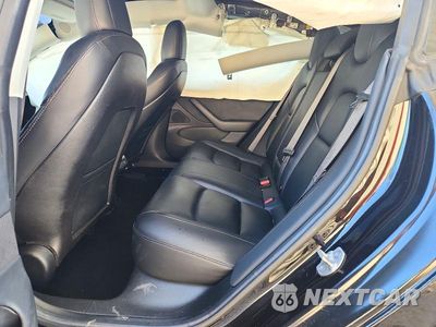 Zdjęcie 10 z 12 samochodu: 2018 TESLA MODEL 3 VIN:5YJ3E1EA4JF070299 - miniatura