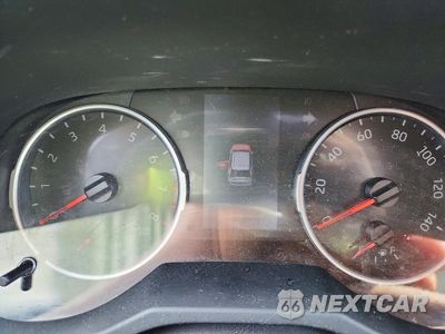 Zdjęcie 9 z 13 samochodu: 2019 TOYOTA RAV4 XLE VIN:JTMP1RFV5KD004799 - miniatura