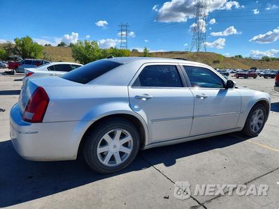 Trzecie zdjęcie samochodu z tyłu: 2005 CHRYSLER 300 TOURING VIN:2C3JA53G75H595668 - miniatura