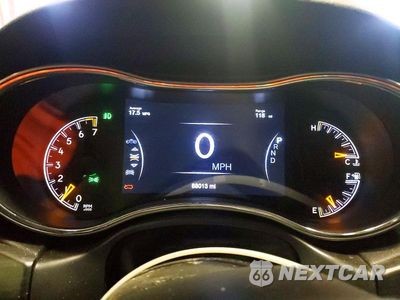 Zdjęcie 9 z 13 samochodu: 2019 JEEP GRAND CHEROKEE LAREDO VIN:1C4RJFAG7KC838031 - miniatura