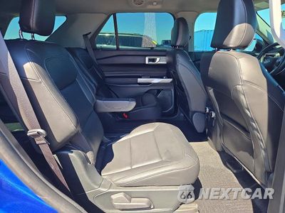 Zdjęcie 11 z 13 samochodu: 2023 FORD EXPLORER XLT VIN:1FMSK7DH8PGB49992 - miniatura