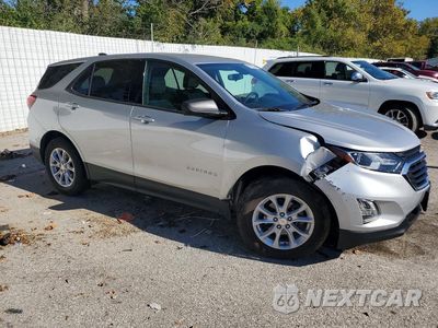 Czwarte zdjęcie samochodu z boku: 2019 CHEVROLET EQUINOX LS VIN:3GNAXHEV5KS610787 - miniatura