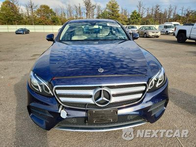 Piąte zdjęcie samochodu w środku: 2020 MERCEDES-BENZ E 350 4MATIC VIN:WDDZF8EBXLA716679 - miniatura