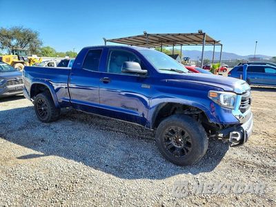 Czwarte zdjęcie samochodu z boku: 2015 TOYOTA TUNDRA SR VIN:5TFRM5F11FX088081 - miniatura