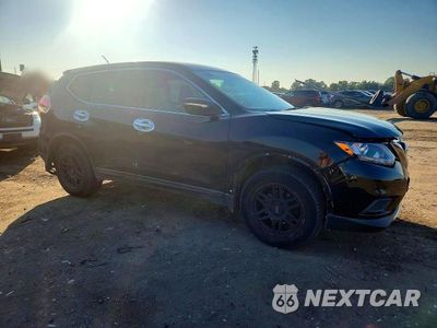 Czwarte zdjęcie samochodu z boku: 2015 NISSAN ROGUE S VIN:KNMAT2MV3FP582723 - miniatura