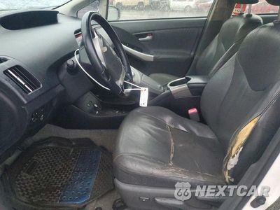 Zdjęcie 7 z 12 samochodu: 2013 TOYOTA PRIUS FIVE VIN:JTDKN3DUXD5654067 - miniatura