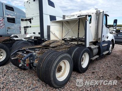 Trzecie zdjęcie samochodu z tyłu: 2019 KENWORTH CONSTRUCTI - SEMI TRUCK VIN:1XKYD49X3KJ296969 - miniatura