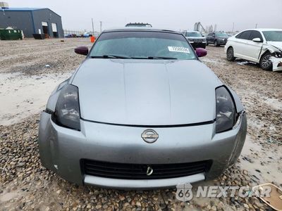 Piąte zdjęcie samochodu w środku: 2004 NISSAN 350Z ENTHUSIAST VIN:JN1AZ36A04T000650 - miniatura