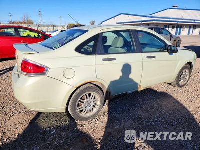 Trzecie zdjęcie samochodu z tyłu: 2011 FORD FOCUS SE VIN:1FAHP3FN0BW109891 - miniatura