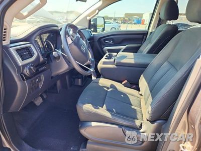 Zdjęcie 7 z 13 samochodu: 2017 NISSAN TITAN XD SV VIN:1N6BA1F34HN532084 - miniatura