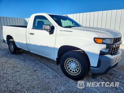 Czwarte zdjęcie samochodu z boku: 2021 CHEVROLET SILVERADO C1500 VIN:3GCNWAEK2MG322208 - miniatura