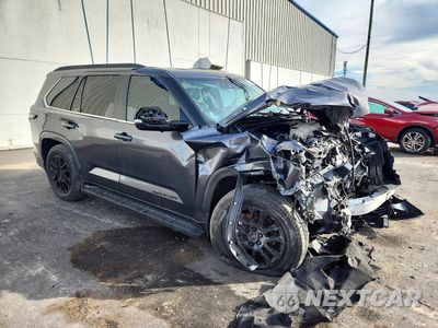 Czwarte zdjęcie samochodu z boku: 2024 TOYOTA SEQUOIA SR5 VIN:7SVAAABA4RX027645 - miniatura