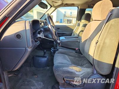 Zdjęcie 7 z 12 samochodu: 2004 CHEVROLET SILVERADO K1500 VIN:2GCEK19T441325781 - miniatura