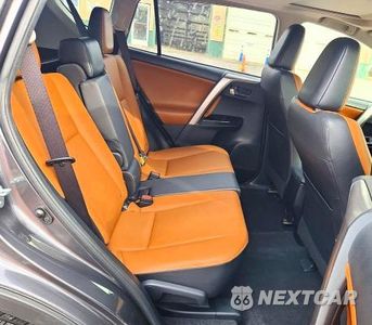 Zdjęcie 10 z 12 samochodu: 2016 TOYOTA RAV4 LIMITED VIN:JTMDFREV6GD181777 - miniatura