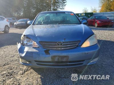 Piąte zdjęcie samochodu w środku: 2003 TOYOTA CAMRY XLE VIN:JTDBE30K030176869 - miniatura