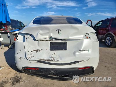 Zdjęcie 6 z 14 samochodu: 2023 TESLA MODEL Y VIN:7SAYGDEE5PA118647 - miniatura
