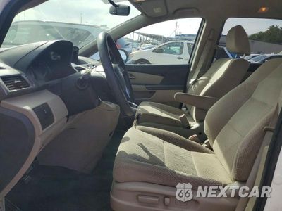 Zdjęcie 7 z 14 samochodu: 2017 HONDA ODYSSEY LX VIN:5FNRL5H20HB017413 - miniatura