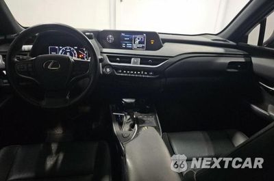 Zdjęcie 9 z 14 samochodu: 2022 LEXUS UX 200 BASE VIN:JTHX3JBH2N2047278 - miniatura