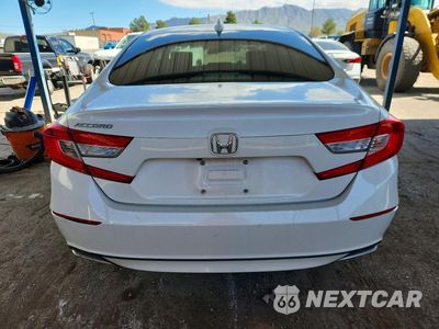 Zdjęcie 6 z 12 samochodu: 2018 HONDA ACCORD LX VIN:1HGCV1F15JA051737 - miniatura