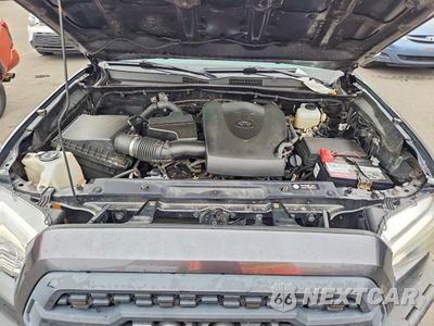 Zdjęcie 11 z 12 samochodu: 2016 TOYOTA TACOMA TRD OFF-ROAD VIN:3TMCZ5AN7GM027925 - miniatura