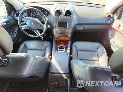 Zdjęcie 8 z 13 samochodu: 2009 MERCEDES-BENZ ML 550 VIN:4JGBB72E59A519116 - miniatura