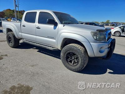 Czwarte zdjęcie samochodu z boku: 2011 TOYOTA TACOMA DOUBLE CAB LONG BED VIN:3TMMU4FN6BM028160 - miniatura