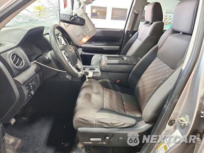 Zdjęcie 7 z 12 samochodu: 2020 TOYOTA TUNDRA SR5 VIN:5TFDY5F18LX950013 - miniatura