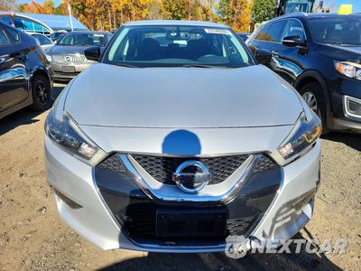 Piąte zdjęcie samochodu w środku: 2017 NISSAN MAXIMA 3.5 S VIN:1N4AA6AP7HC436845 - miniatura