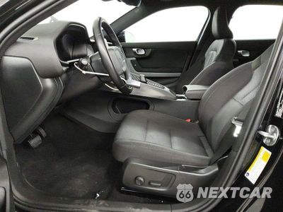 Zdjęcie 7 z 12 samochodu: 2023 POLESTAR 2 VIN:YSMEG3KAXPL141390 - miniatura