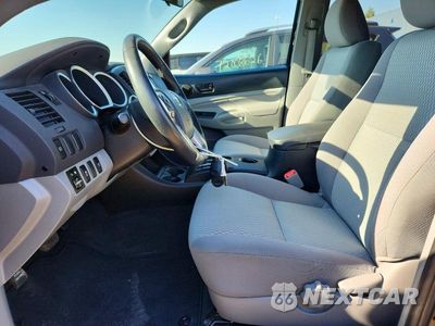 Zdjęcie 7 z 12 samochodu: 2015 TOYOTA TACOMA V6 VIN:5TFLU4EN6FX141054 - miniatura