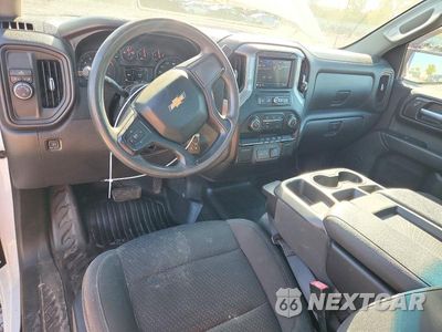 Zdjęcie 8 z 12 samochodu: 2021 CHEVROLET SILVERADO C1500 VIN:3GCNWAEF0MG348020 - miniatura