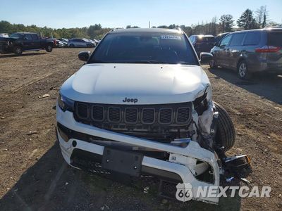 Piąte zdjęcie samochodu w środku: 2025 JEEP COMPASS LIMITED VIN:3C4NJDCN8ST541613 - miniatura