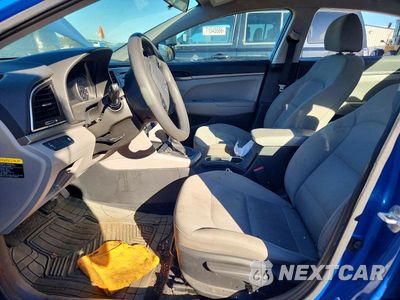 Zdjęcie 7 z 12 samochodu: 2017 HYUNDAI ELANTRA SE VIN:5NPD74LF6HH167059 - miniatura