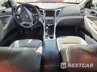 Zdjęcie 8 z 12 samochodu: 2015 HYUNDAI SONATA HYBRID LIMITED VIN:KMHEC4A4XFA122627 - miniatura