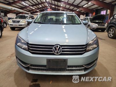 Piąte zdjęcie samochodu w środku: 2012 VOLKSWAGEN PASSAT S VIN:1VWAP7A30CC014997 - miniatura