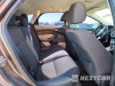 Zdjęcie 10 z 13 samochodu: 2014 FORD FOCUS SE VIN:1FADP3K2XEL317700 - miniatura