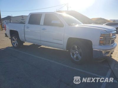 Czwarte zdjęcie samochodu z boku: 2015 CHEVROLET SILVERADO K1500 LTZ VIN:3GCUKSEC2FG326008 - miniatura