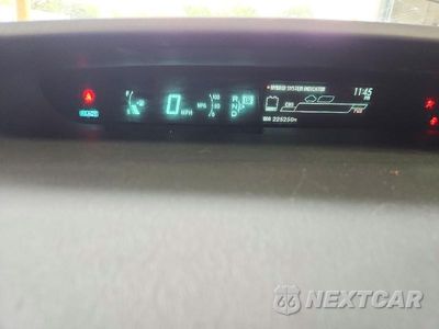 Zdjęcie 9 z 12 samochodu: 2013 TOYOTA PRIUS THREE VIN:JTDKN3DUXD1642878 - miniatura