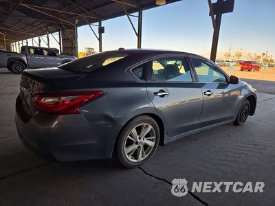 Trzecie zdjęcie samochodu z tyłu: 2017 NISSAN ALTIMA 2.5 SL VIN:1N4AL3AP1HC284330 - miniatura