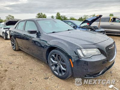 Czwarte zdjęcie samochodu z boku: 2021 CHRYSLER 300 S VIN:2C3CCABG6MH626534 - miniatura