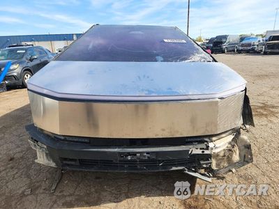 Piąte zdjęcie samochodu w środku: 2024 TESLA CYBERTRUCK VIN:7G2CEHED6RA032002 - miniatura