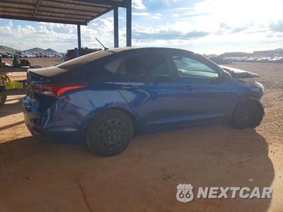 Trzecie zdjęcie samochodu z tyłu: 2018 HYUNDAI ACCENT SE VIN:3KPC24A32JE017799 - miniatura