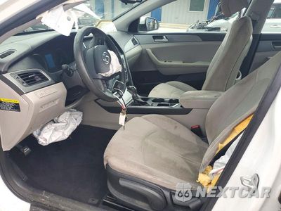 Zdjęcie 7 z 13 samochodu: 2017 HYUNDAI SONATA SE VIN:5NPE24AF2HH458017 - miniatura